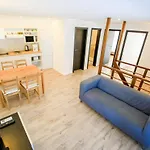 Varlak Vendeghaz 2 Apartament