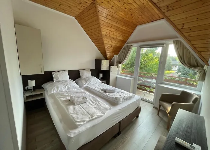 Varlak Vendeghaz 2 시오포크